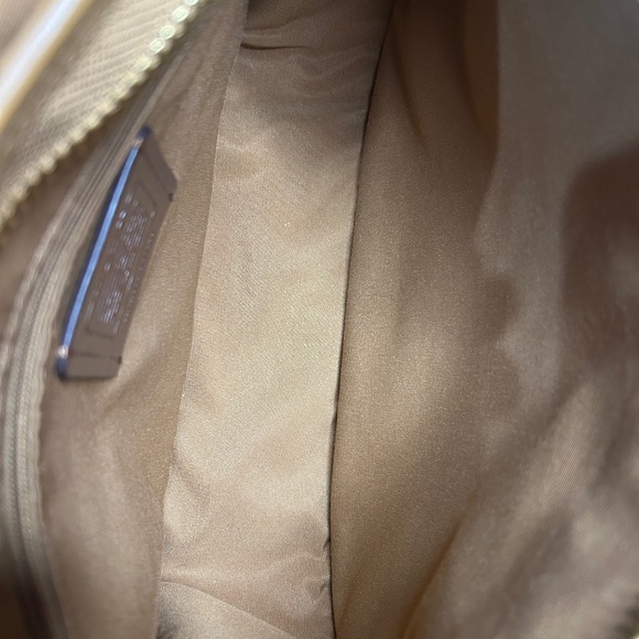 Authentic Patricia Legacy Coach Crossbody Saddle Bag - Picture 9 of 12